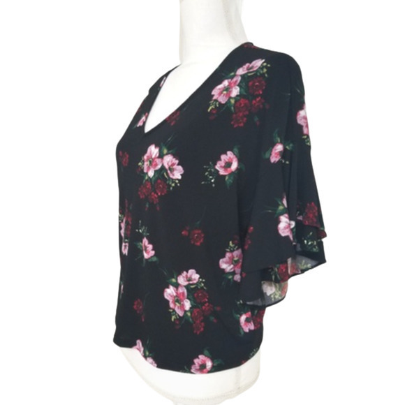 NWT NEW Express Large Black Floral Ruffle Flutter‎ Sleeve V Neck Blouse - Picture 5 of 16
